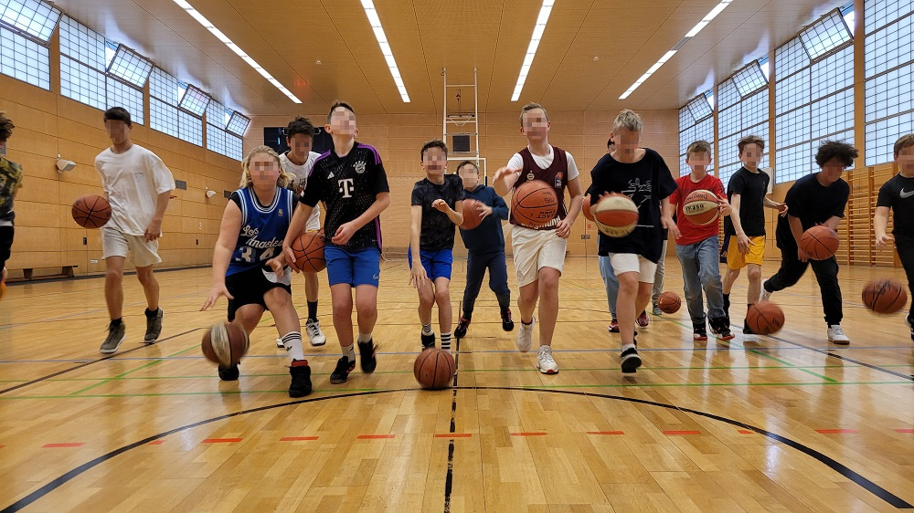 Basketball 3 verpixelt